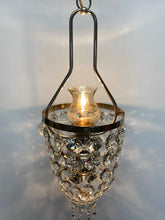 Load image into Gallery viewer, A stunning Vintage bag chandelier with an abundance of large octagon crystals. This would look equally as fabulous in a period or mode setting .