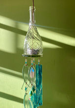 Load image into Gallery viewer, Wind chime suncatcher & candle holder