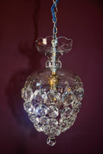 Load image into Gallery viewer, Beautiful Crystal Bag Vintage Chandelier