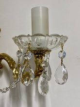 Load image into Gallery viewer, Pair of Vintage brass Wall lights
