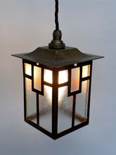 Load image into Gallery viewer, Japanese  style pendant light create mood lighting or perfect for entrance hall
