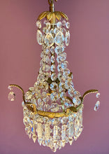 Load image into Gallery viewer, French &#39;Pineapple&#39; Empire  Chandelier
