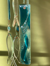 Load image into Gallery viewer, Wind chime suncatcher &amp; candle holder
